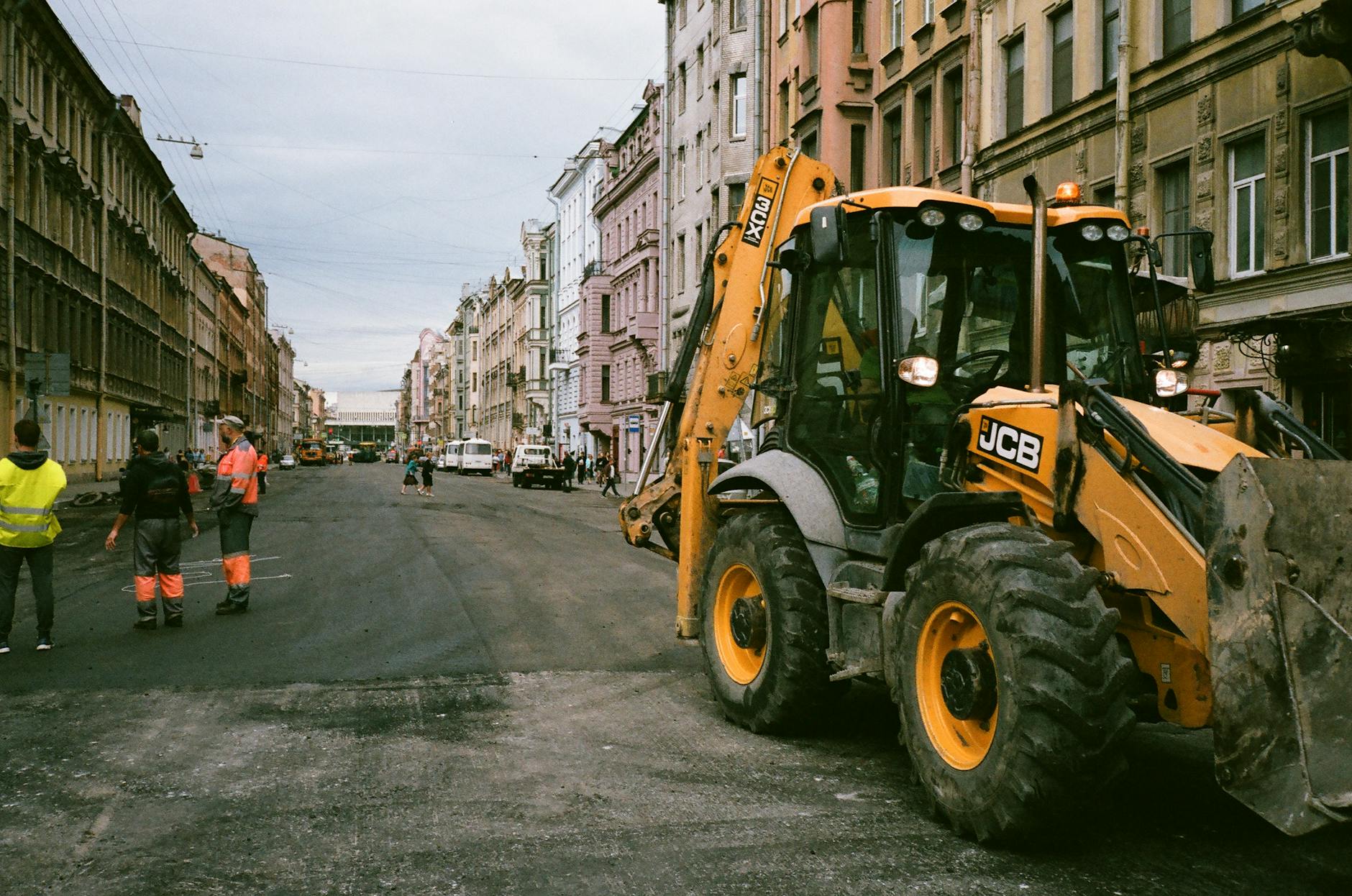 Keeping Your Pavement Pristine: Asphalt Repair and Sealcoating in Colorado Springs